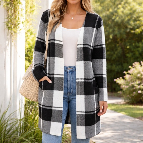 Fortune + Ivy Sweaters - Fortune + Ivy Womens XL Black White Buffalo Plaid Cardigan Duster Shacket